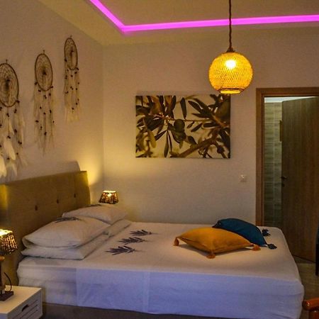 Golden Mile Studio-Apartment Ipsos Esterno foto