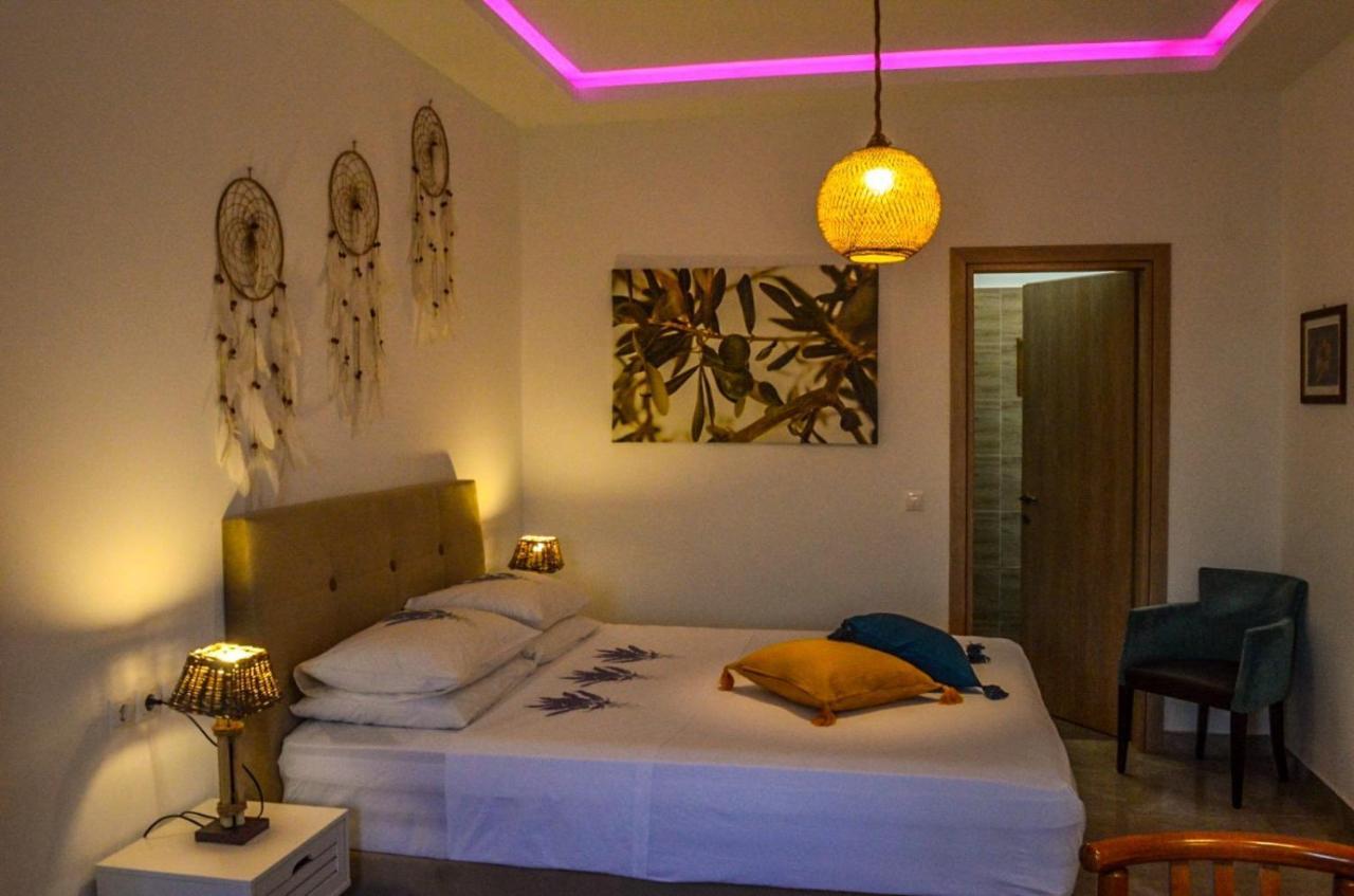 Golden Mile Studio-Apartment Ipsos Esterno foto